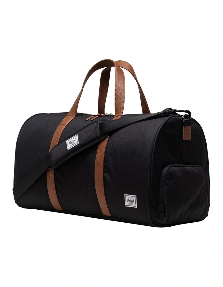 Novel Duffle Bag 43L in Black