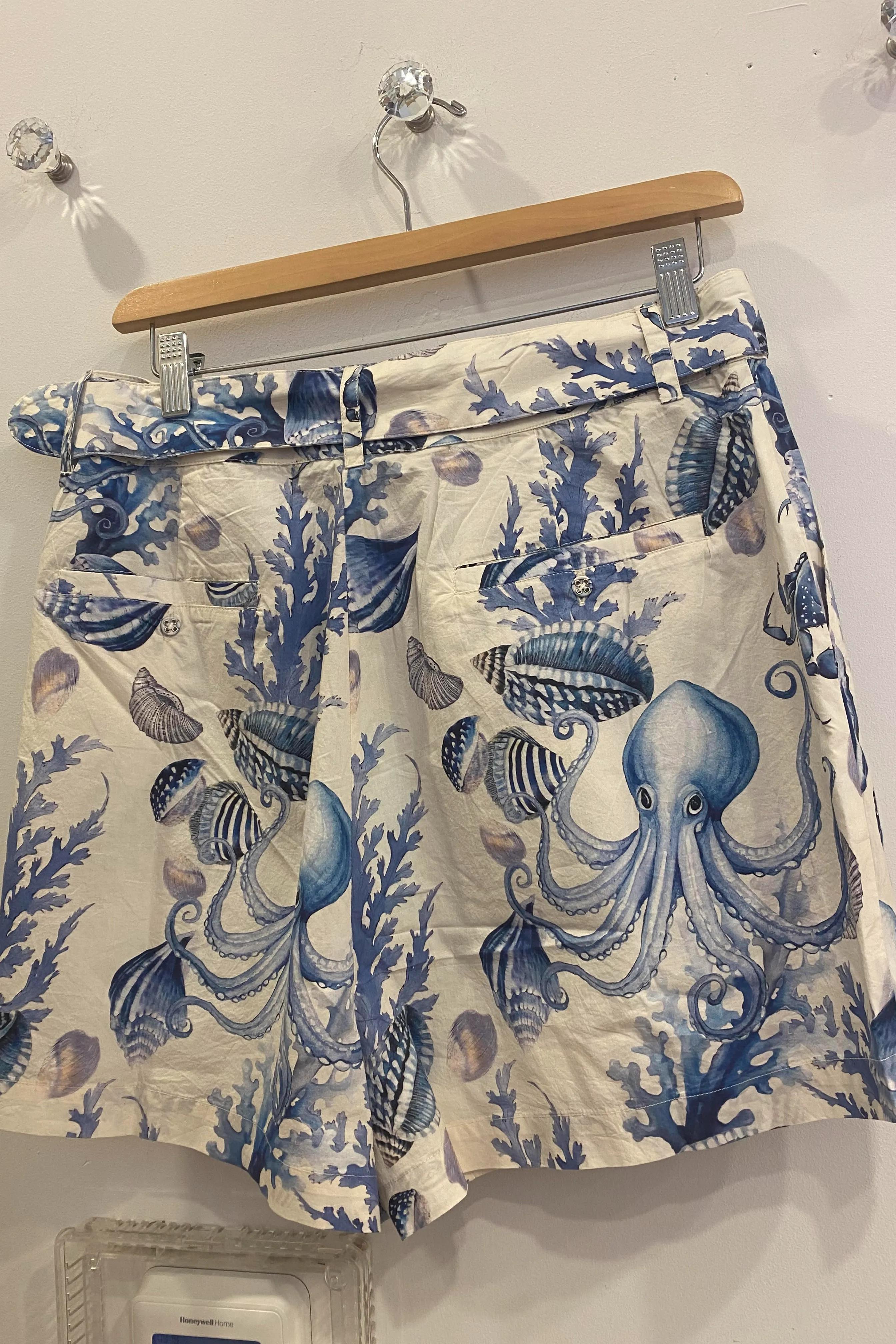 Willa Trouser Short - Aquatic Octopus Pattern Short with Belt